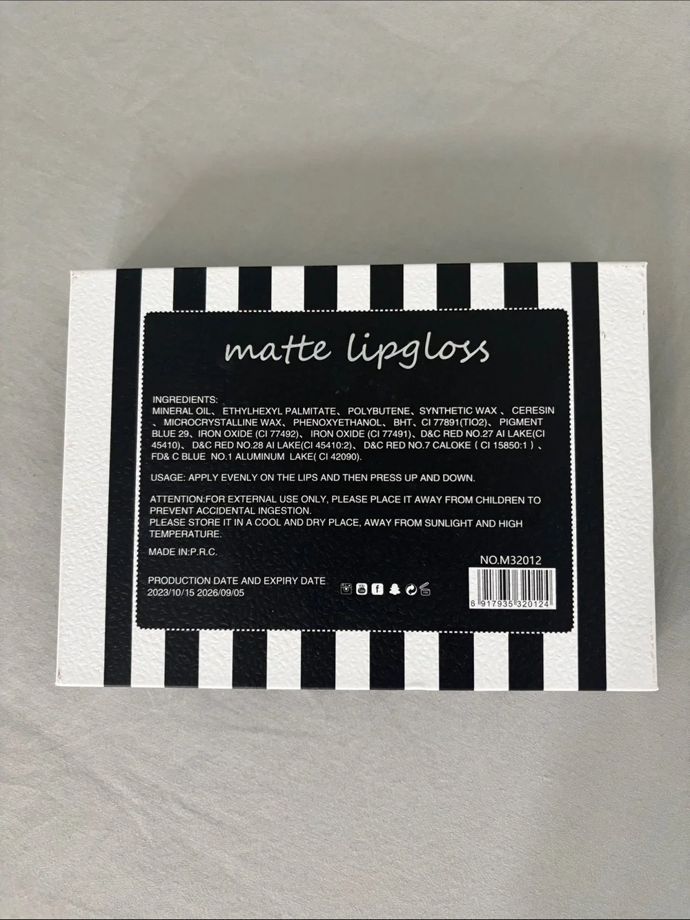 Girabella mousse matte